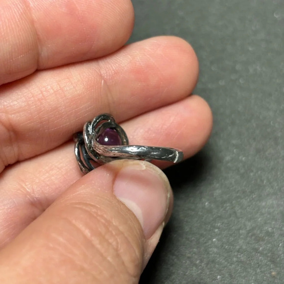Sterling Silver 925 womens Ring Size 5.75 With Glass Purple Colored Bead Damaged - Picture 10 of 11
